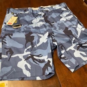 MENS CLASSIC GOLF POLO SHORTS- BLUE CAMOFLAGE SIZE 36. NWT